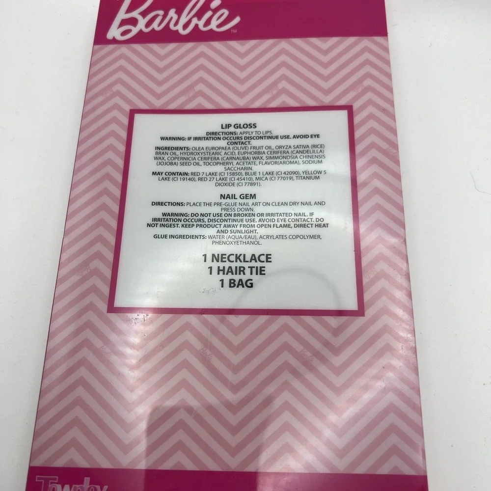 Barbie Glamour Set Lip Gloss Necklace Nail Gems Pretend‎ Play